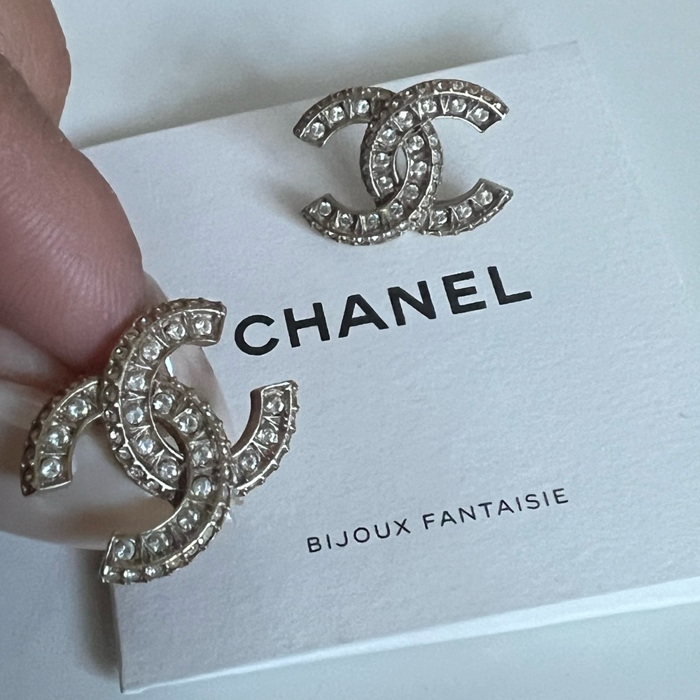 Chanel Earrings. 100% Authentic.